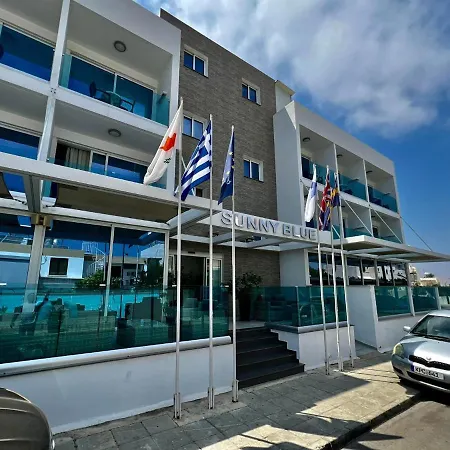 Sunny Blue Daire Aya Napa