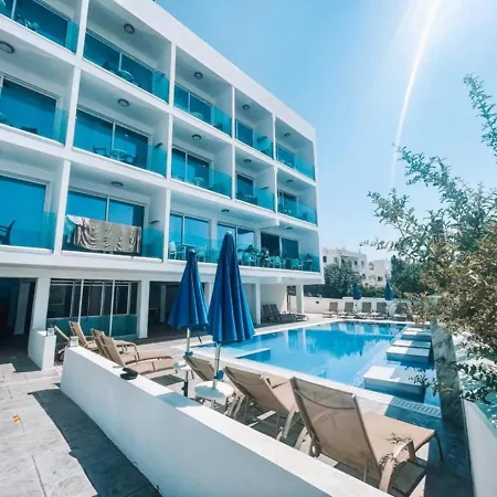 Sunny Blue Апартаменты *
